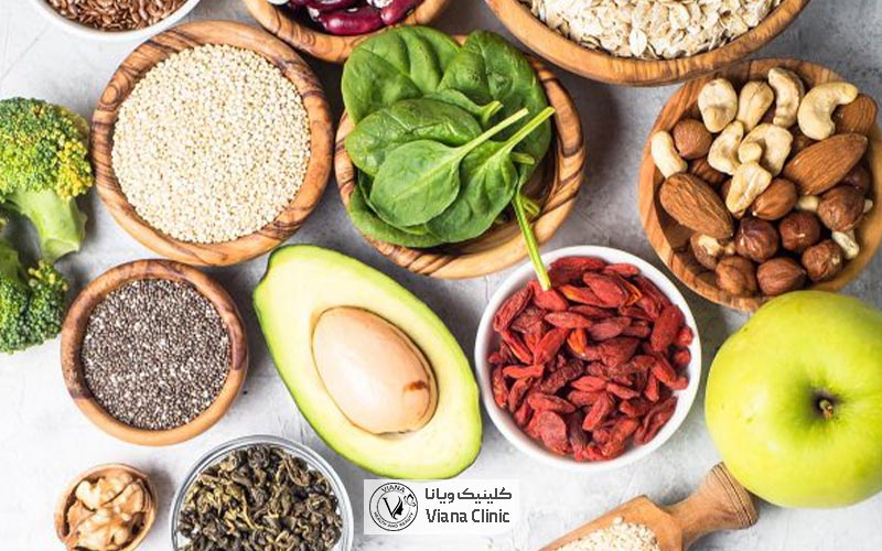 خوردن آب میوه طبیعی بعد از عمل بینی